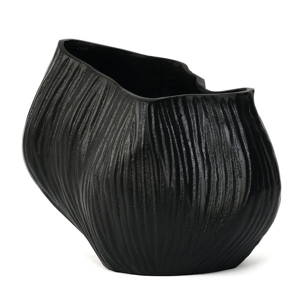 Decorative Wavy Small Metal Vase (Black)