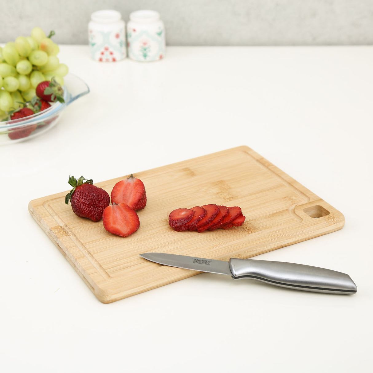 Bamboo Chopping Board (28 x 20 cm, Light Brown)