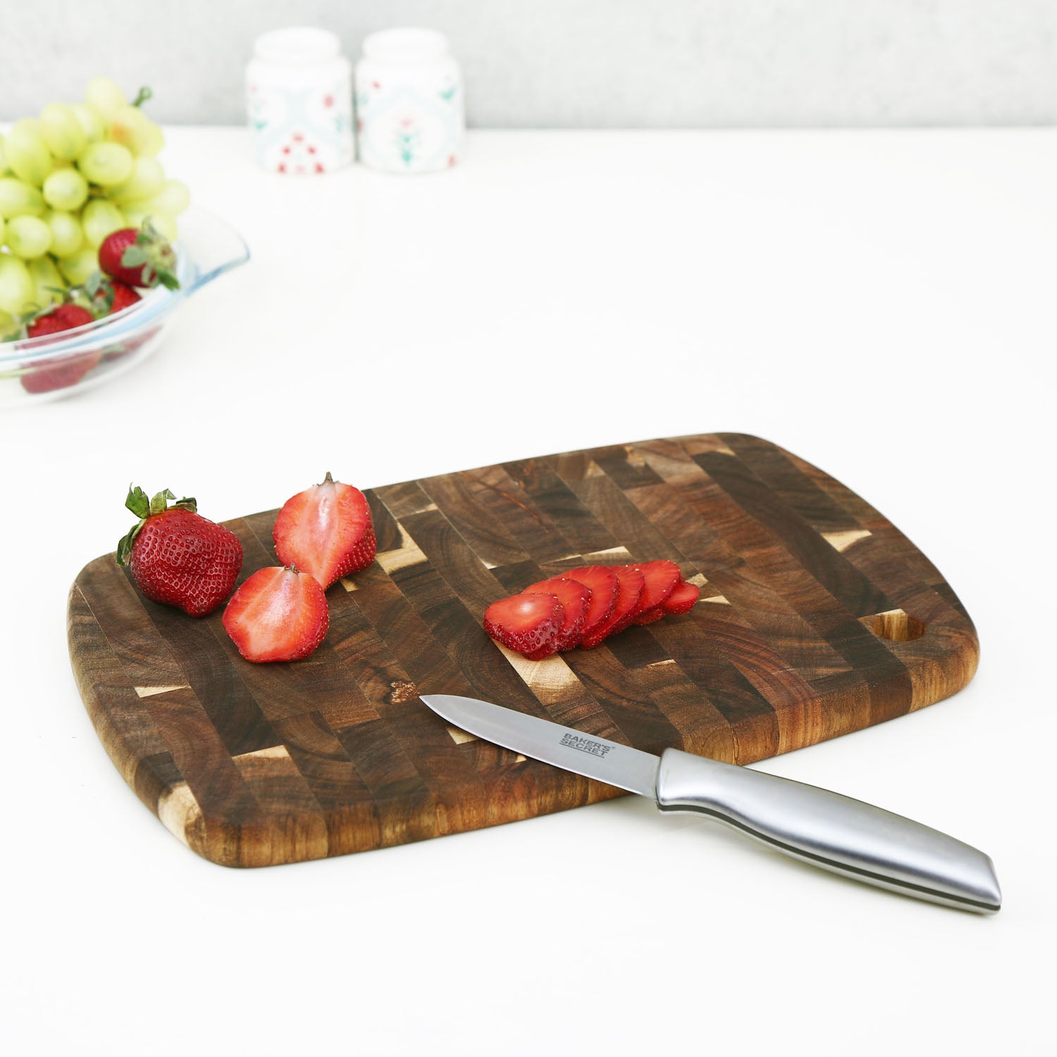 Wooden Chopping Board (32 x 22 cm, Brown)