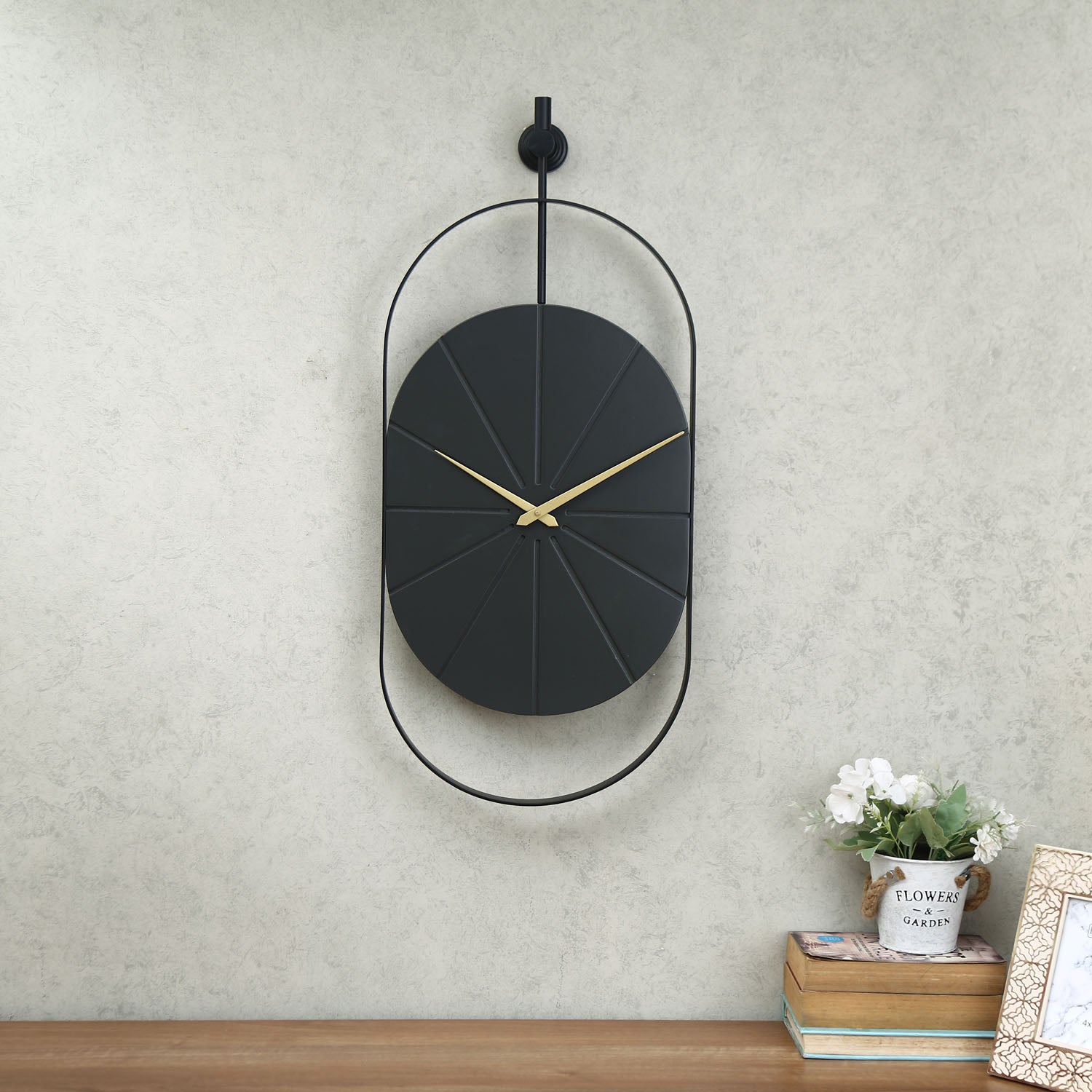 Oval Wooden & Metal Wall Clock (Black & Gold)