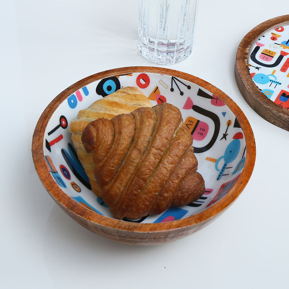 Round Wooden Serving Bowl (Brown)