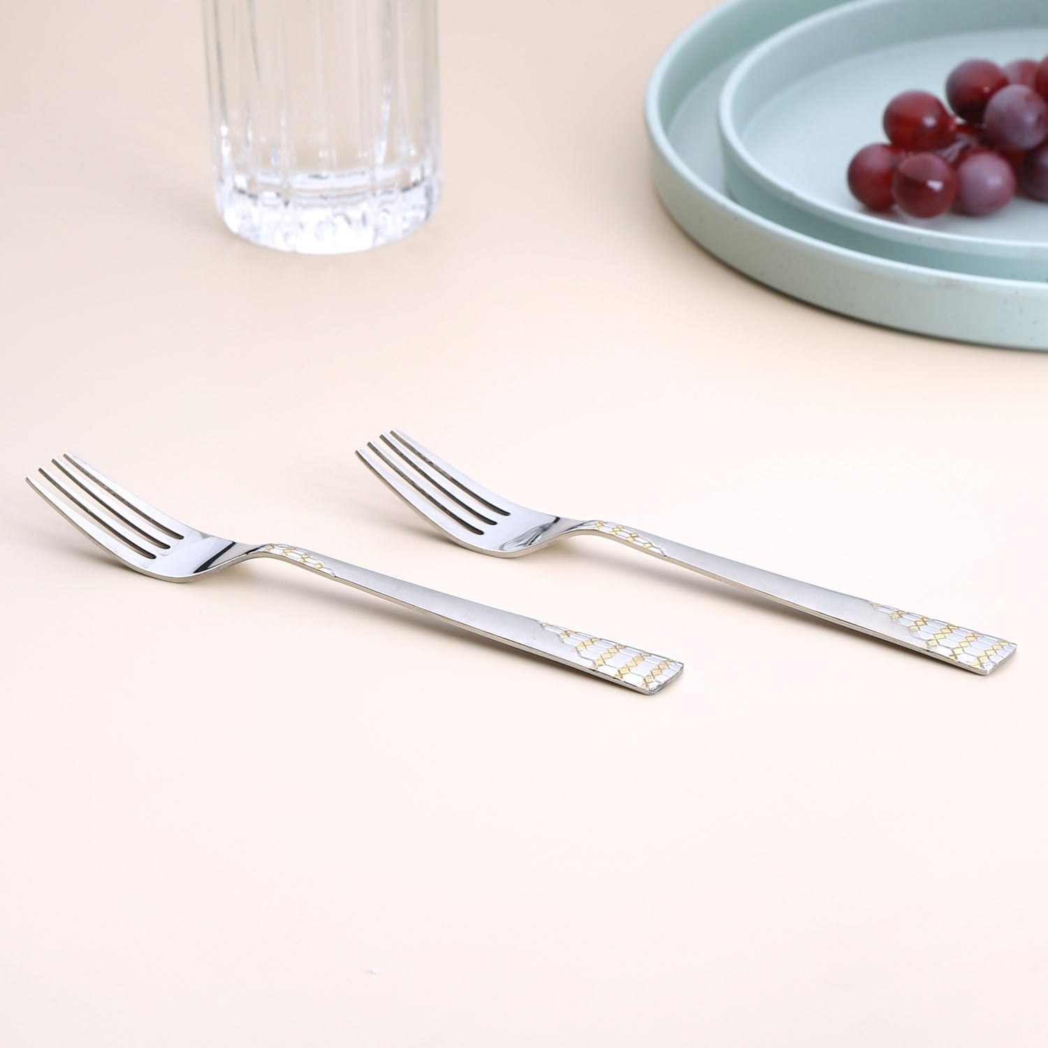 Arias by Lara Dutta Honey Comb Stainless Steel Dinner Fork Set of 6