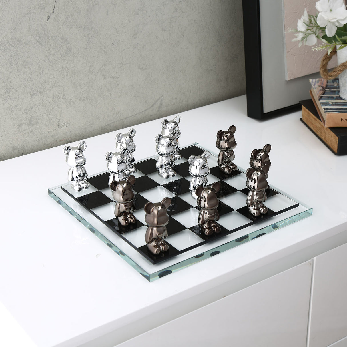 Nilkamal Decorative Resin & Crystal Chessboard Showpiece (Black & Transparent)