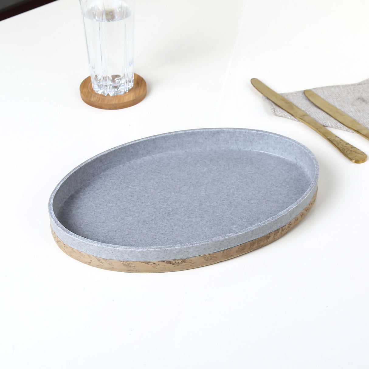 Wooden Finish Polyresin Decorative Platter (Grey)