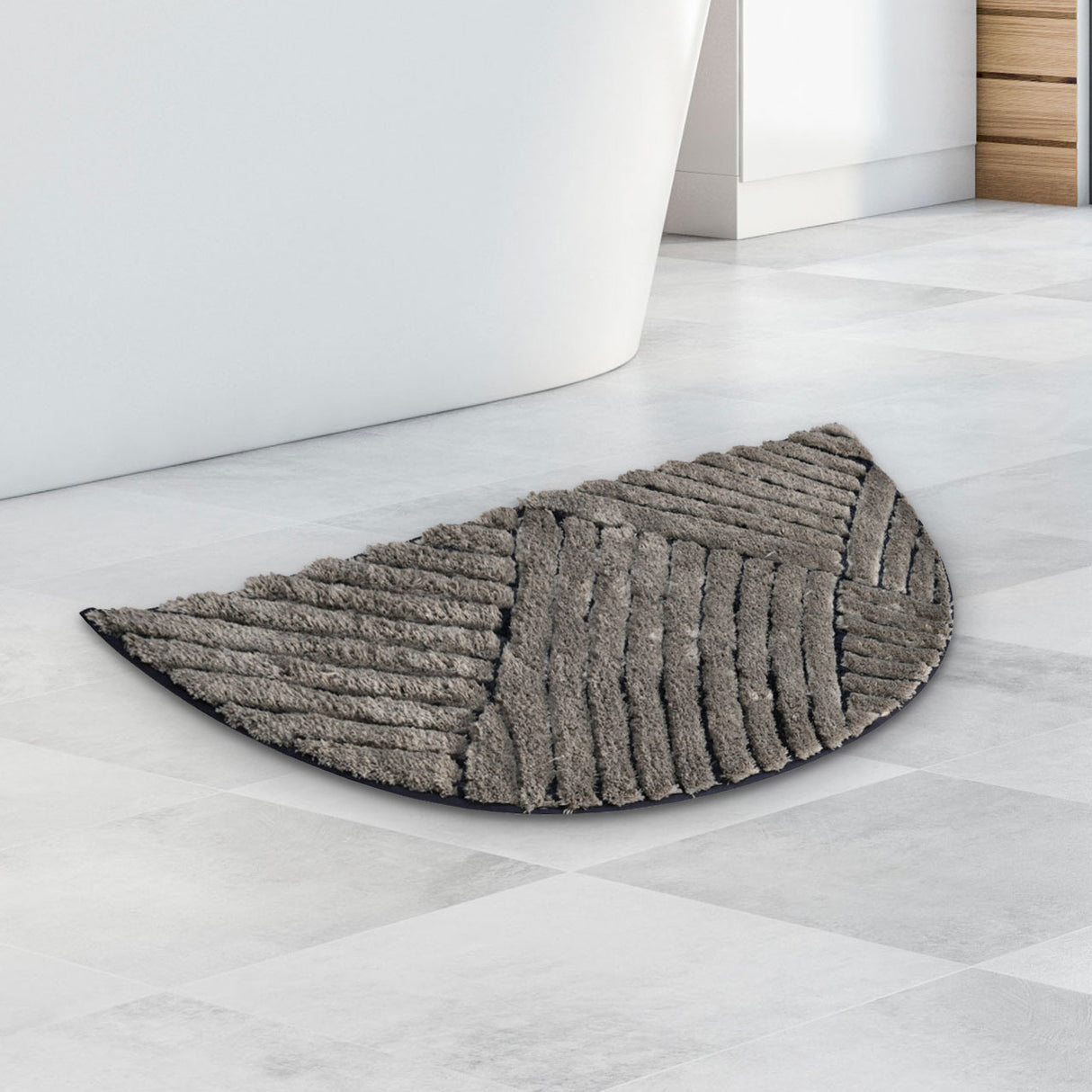 Abstract D Shaped Polyester 16' x 31' Anti Skid Bath Mat (Grey)