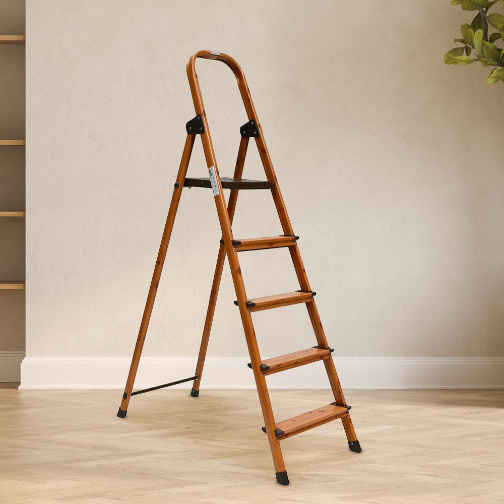 5 Steps Wooden Finished Foldable Aluminium Ladder (Brown)