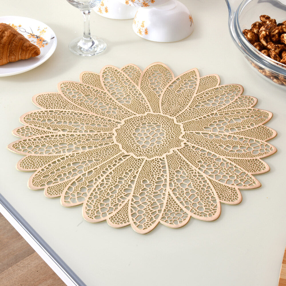 Floral Shaped 38 x 38 cm PVC Table Placemat Set of 4 (Gold)