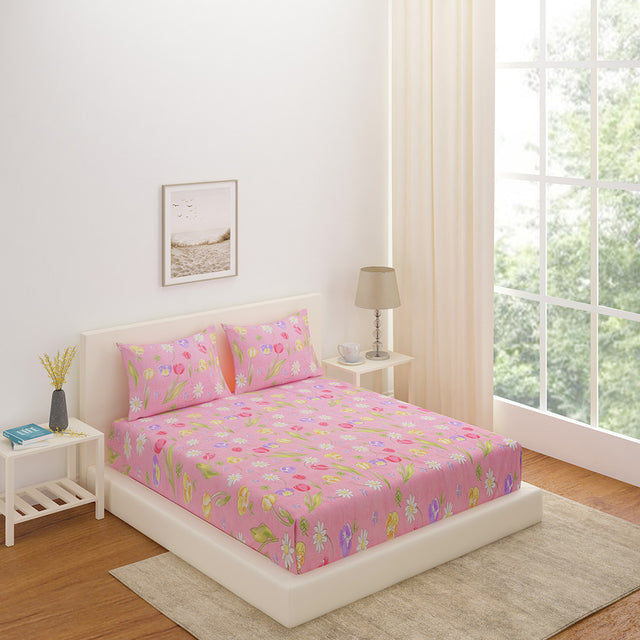 Nilkamal Floral Microfiber Double Bedsheet With 2 Pillow Covers (Pink)