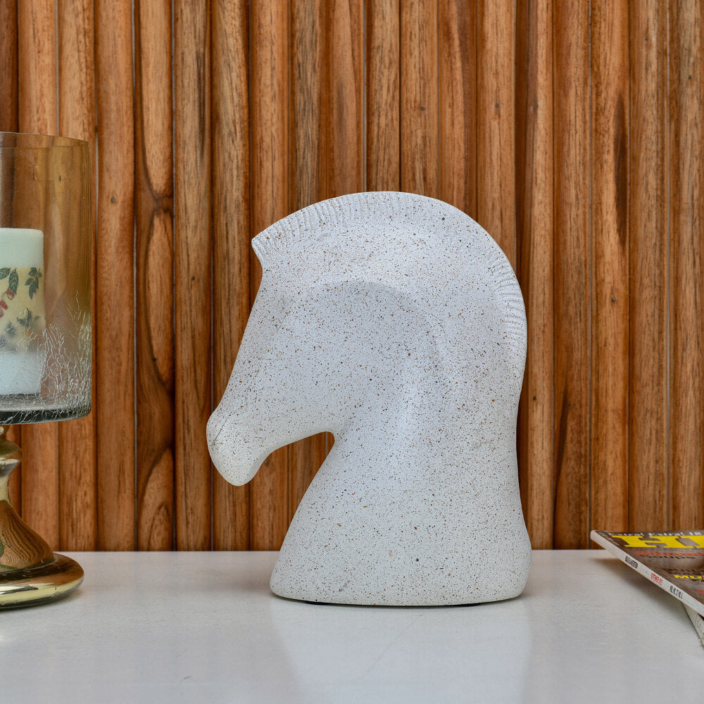 Horse Head Polyresin Showpiece 18.5 cm (White)