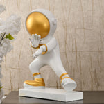 Kungfu Astronaut Figurine Polyresin Showpiece (White & Gold)