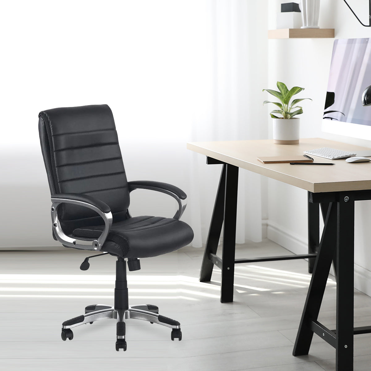 Bold Executive Office Chair (Black)