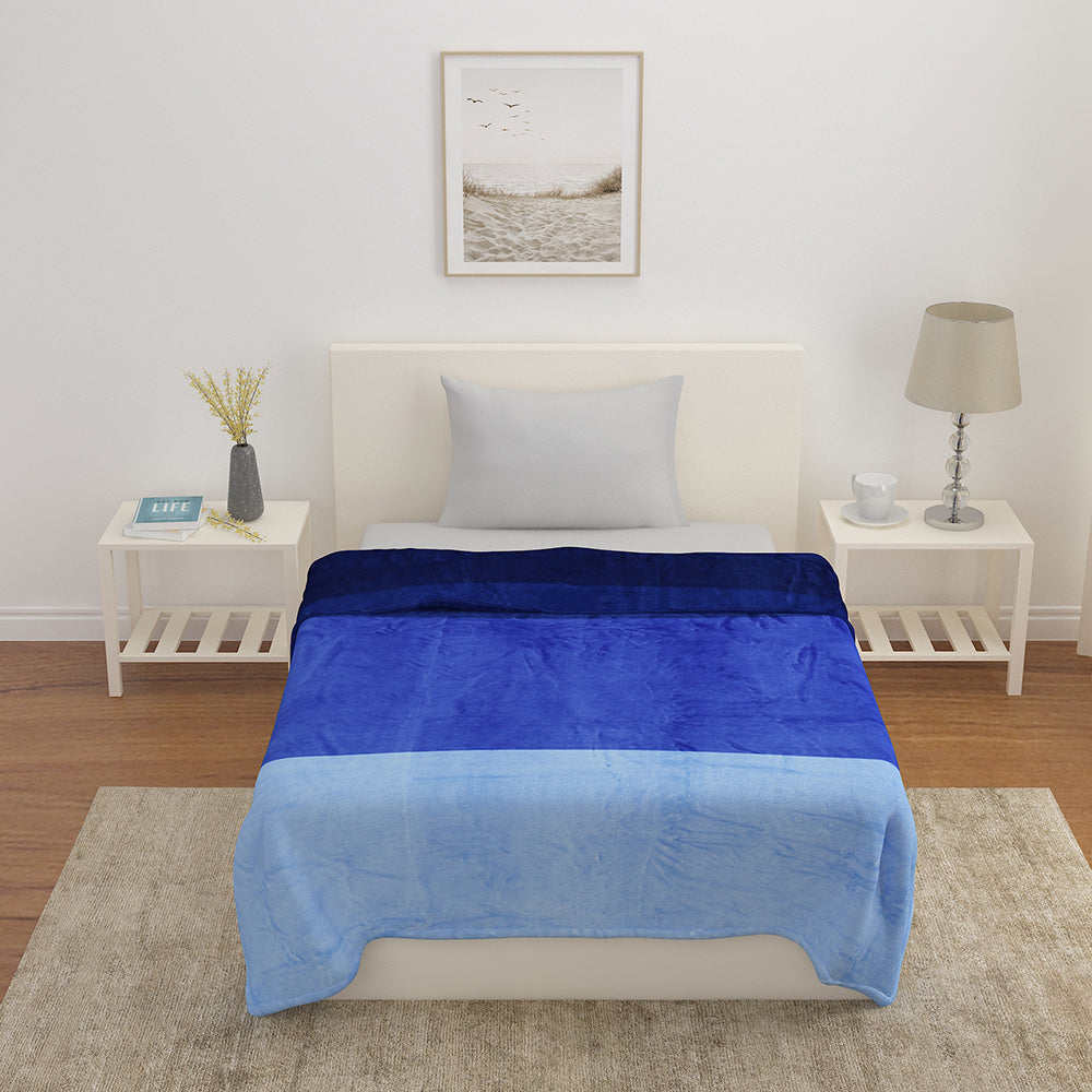 Arliss Gradation Polyester Single Blanket (Blue)